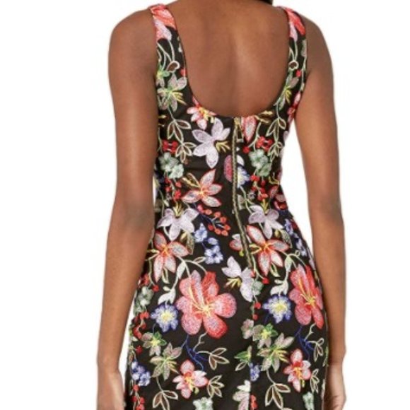 Nicole Miller Sleeveless Embroidered Bodycon Dress - Picture 4 of 12